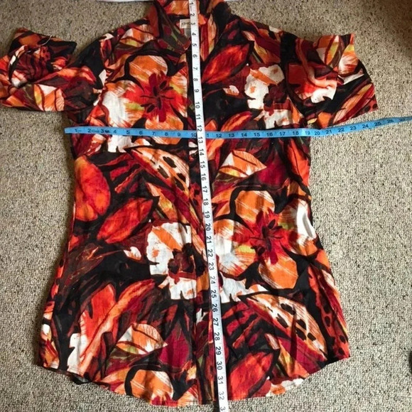 Chico’s 100% Linen Buttons down Shirt/Blouse Women Size 1 - Picture 4 of 4